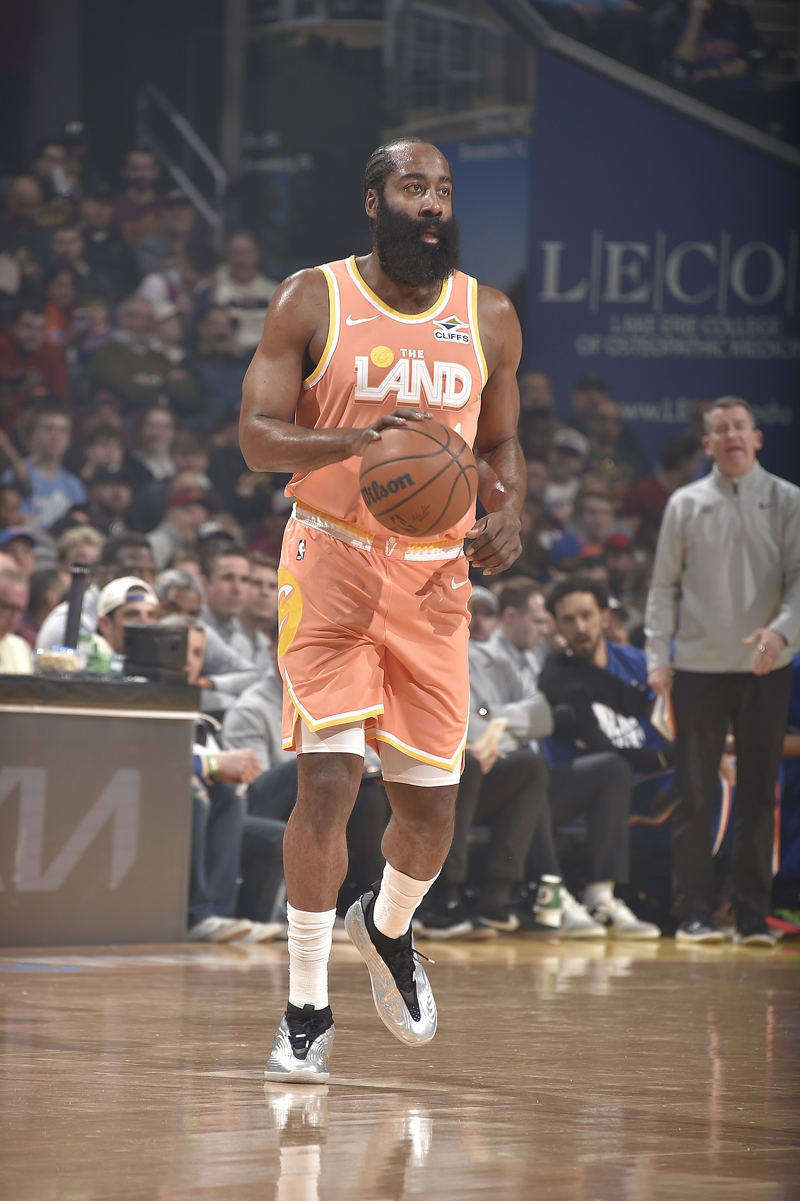 开云登录入口-阿特金森：哈登还没完全康复 他总是带伤出战&amp;但是仍然打的很好